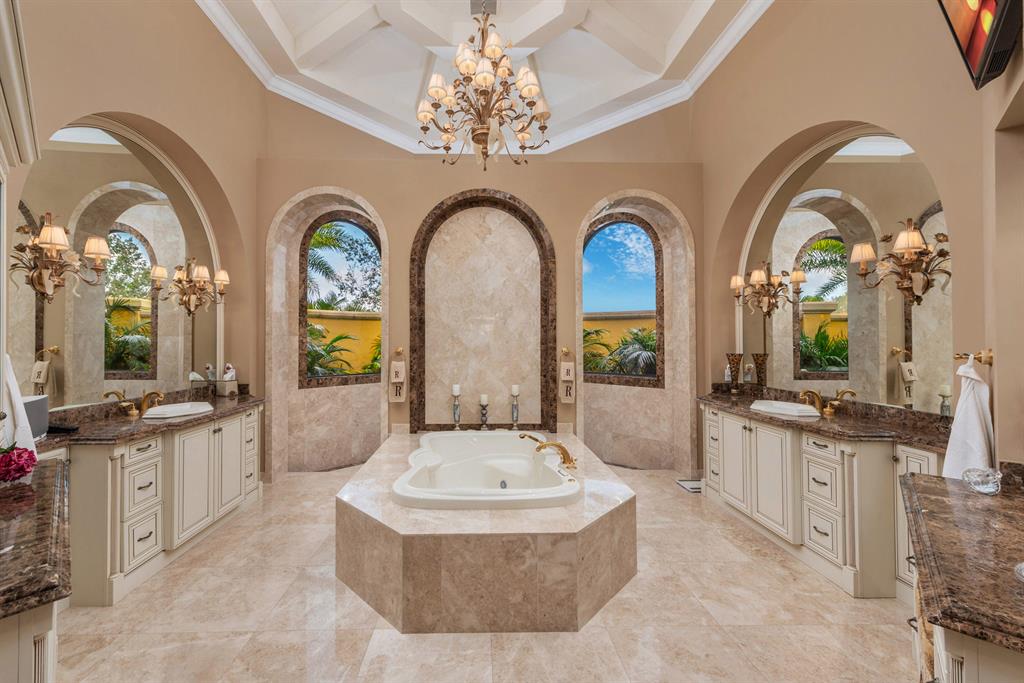 PARKLAND GOLF - Residential