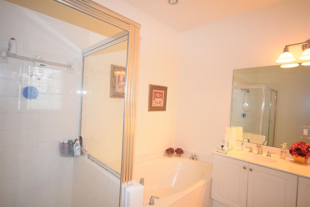 VILLAGE AT SWINTON SQUARE CONDO - Residential Lease