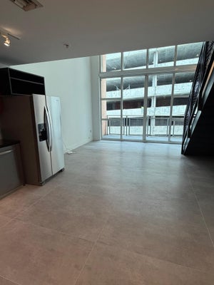 244 BISCAYNE BLVD APT 645, MIAMI, FL 33132 - Image 2f8d618c5680e2c4f3692289044b8aee/590301951
