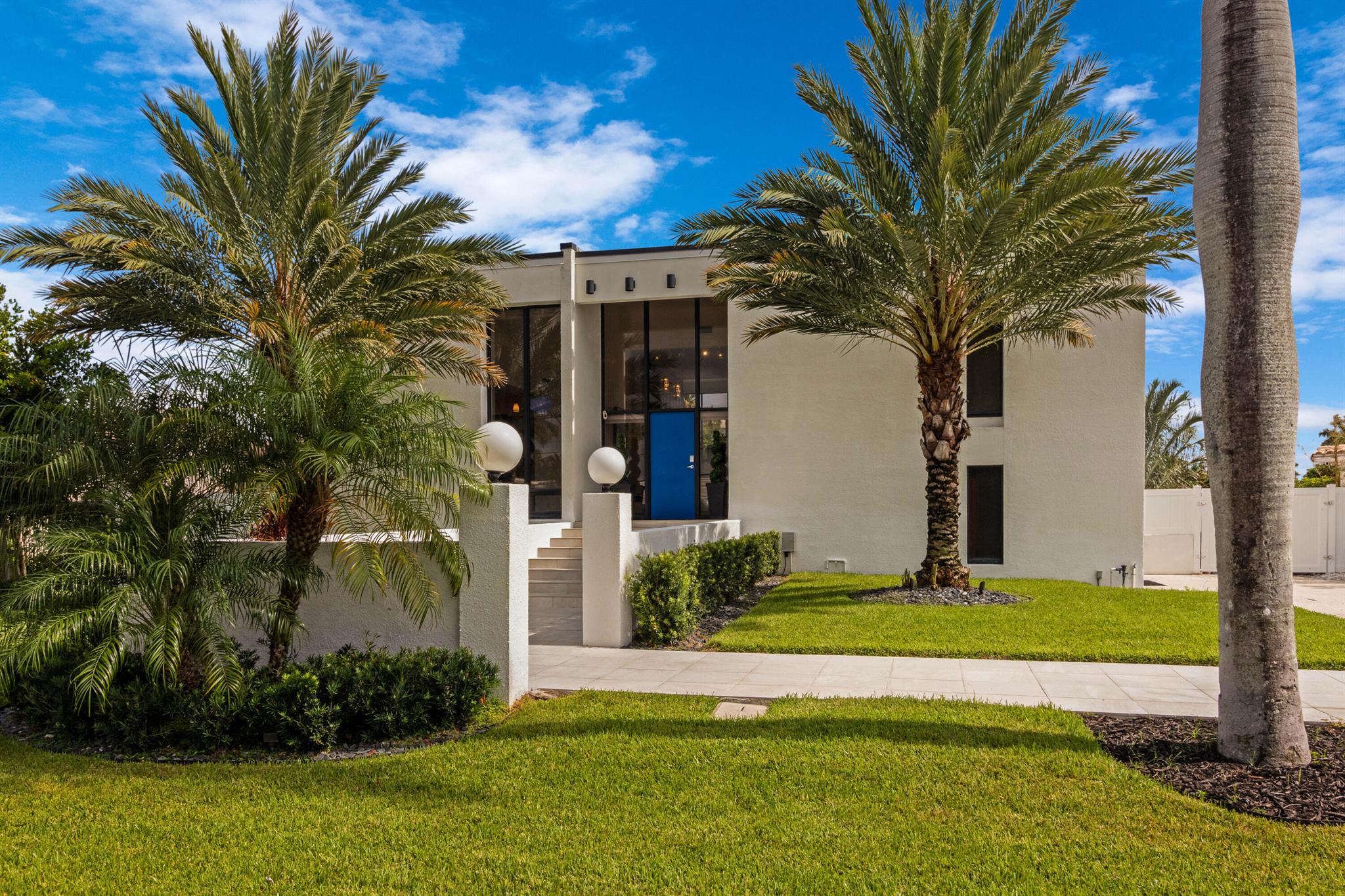 2549 SE 9th Street