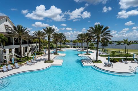 A home in Loxahatchee