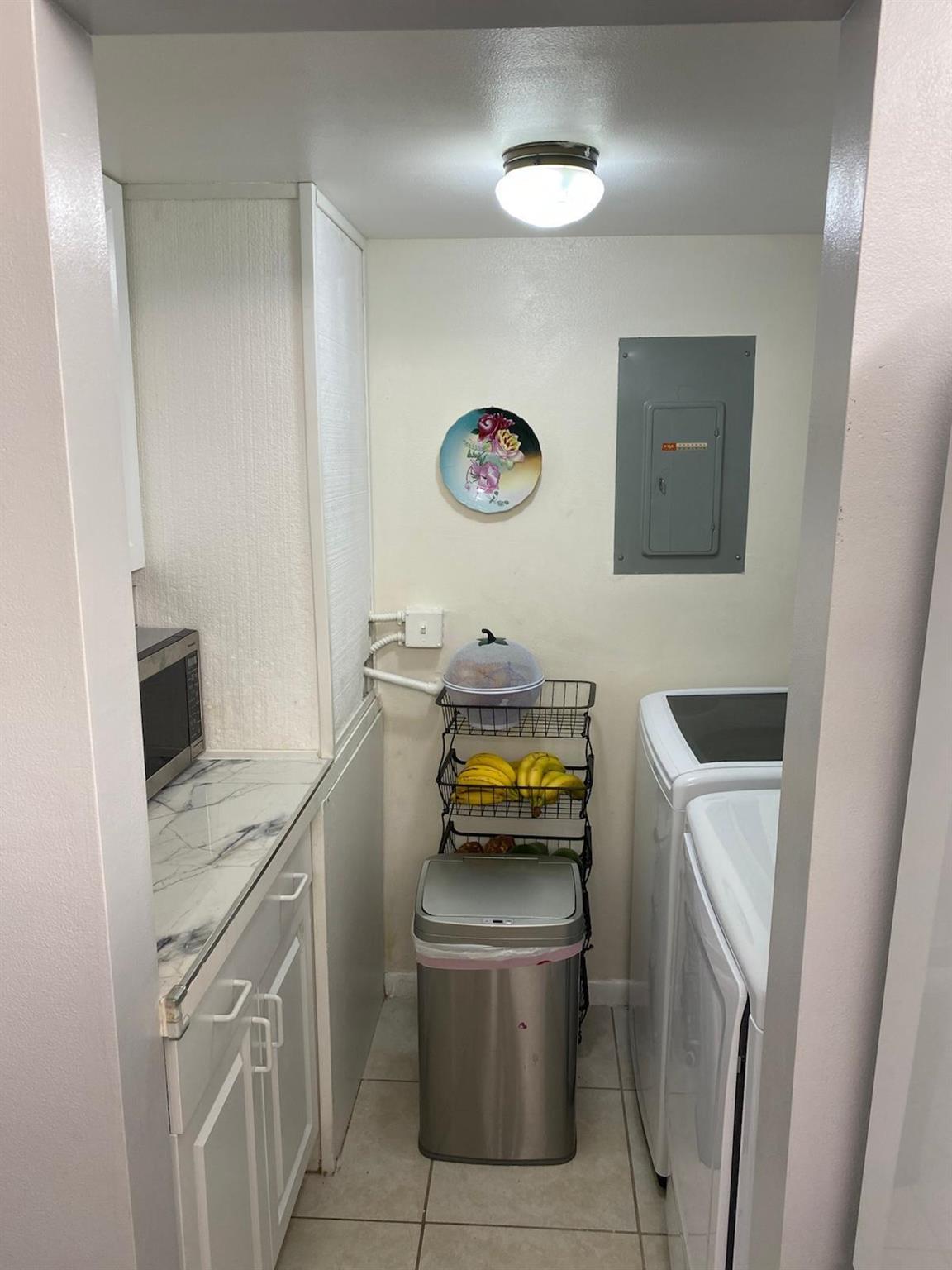 PINE RIDGE IV CONDO - Residential Lease