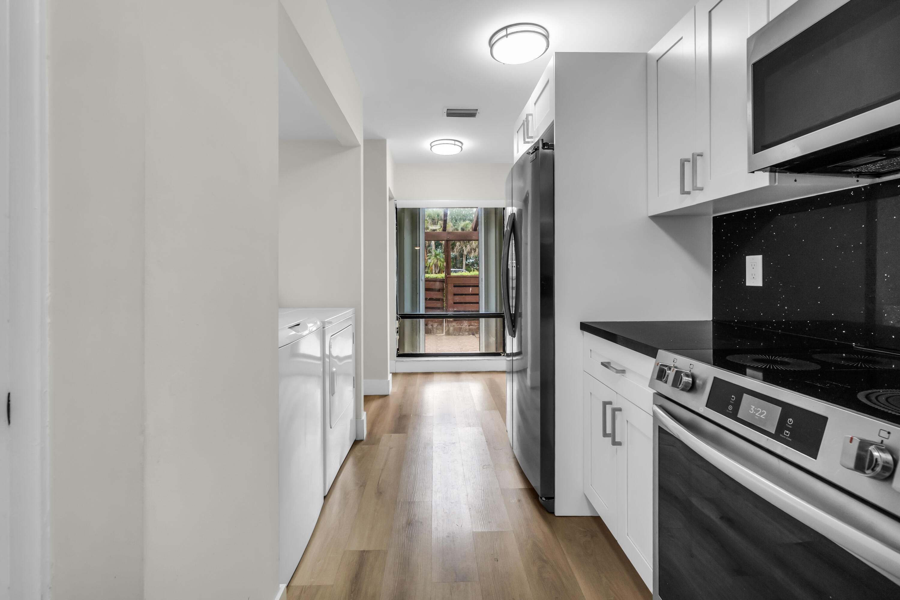 View photos, virtual tours, details... 847 SW 118th Terrace 847