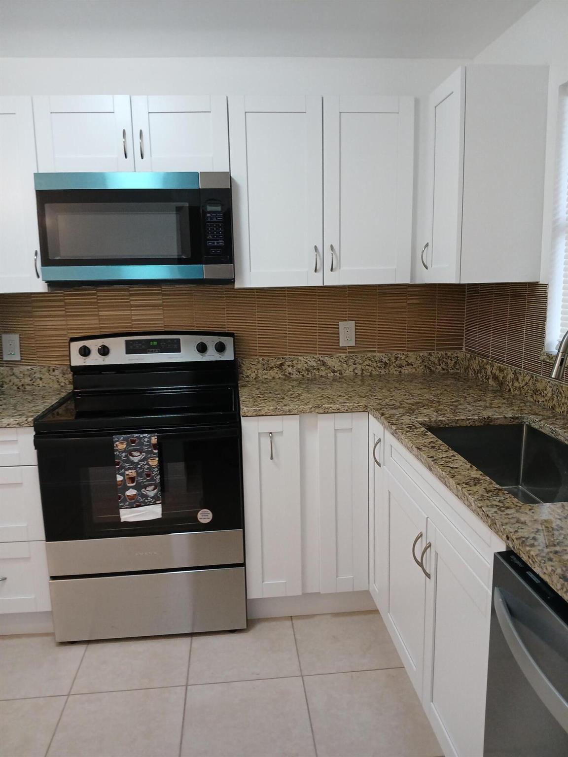 SUNRISE OF PALM BEACH CON - Residential Lease