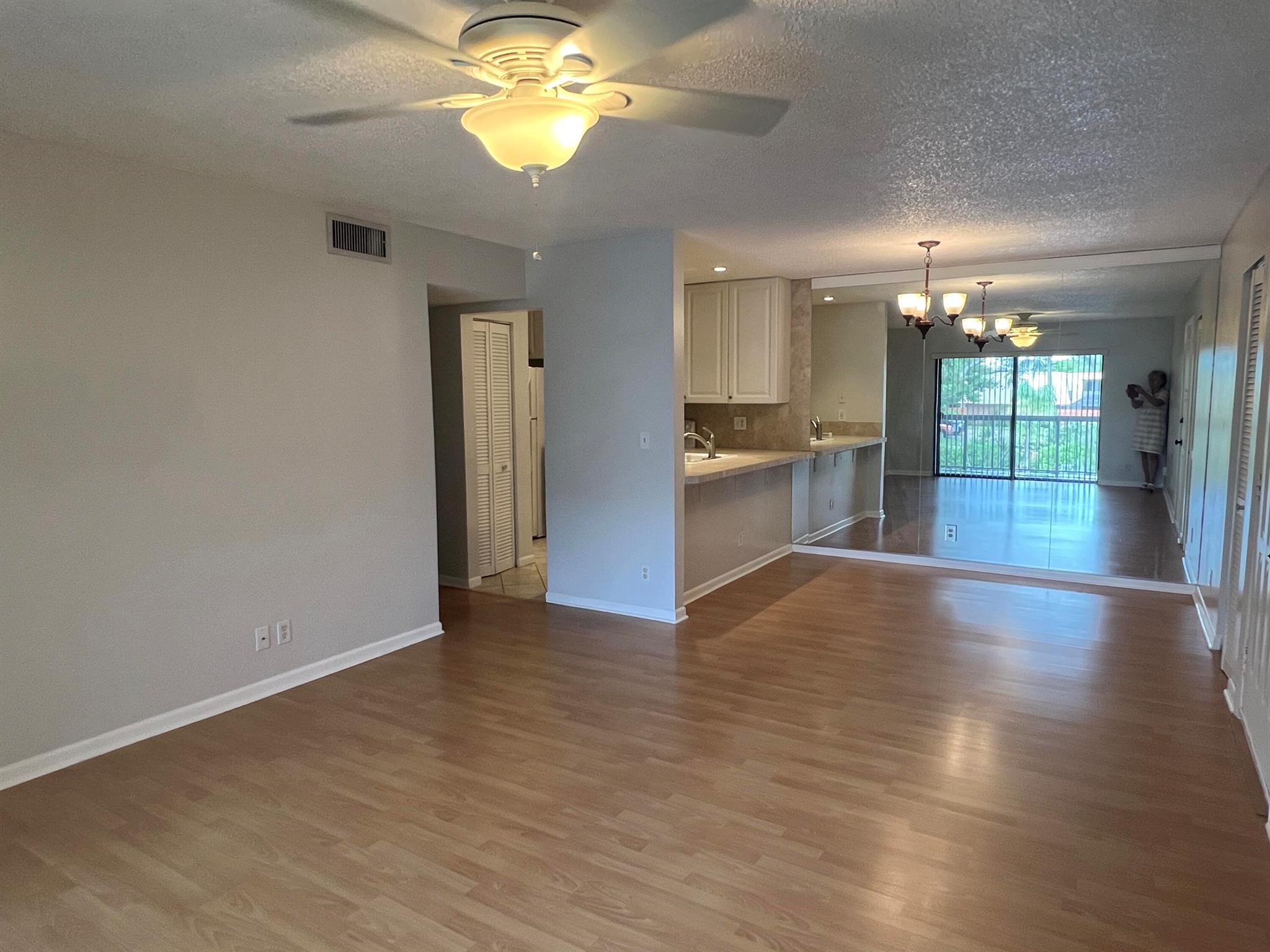 GLENBROOK CONDO - Residential