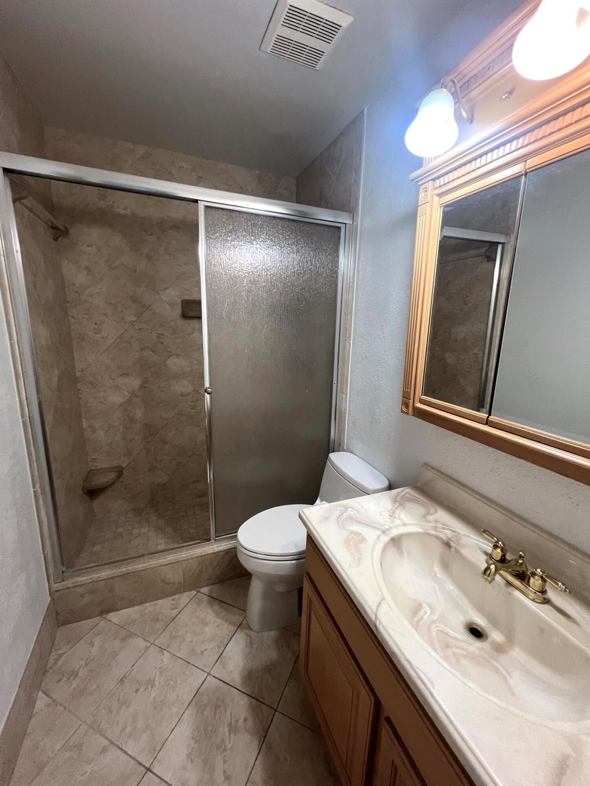 GLENBROOK CONDO - Residential