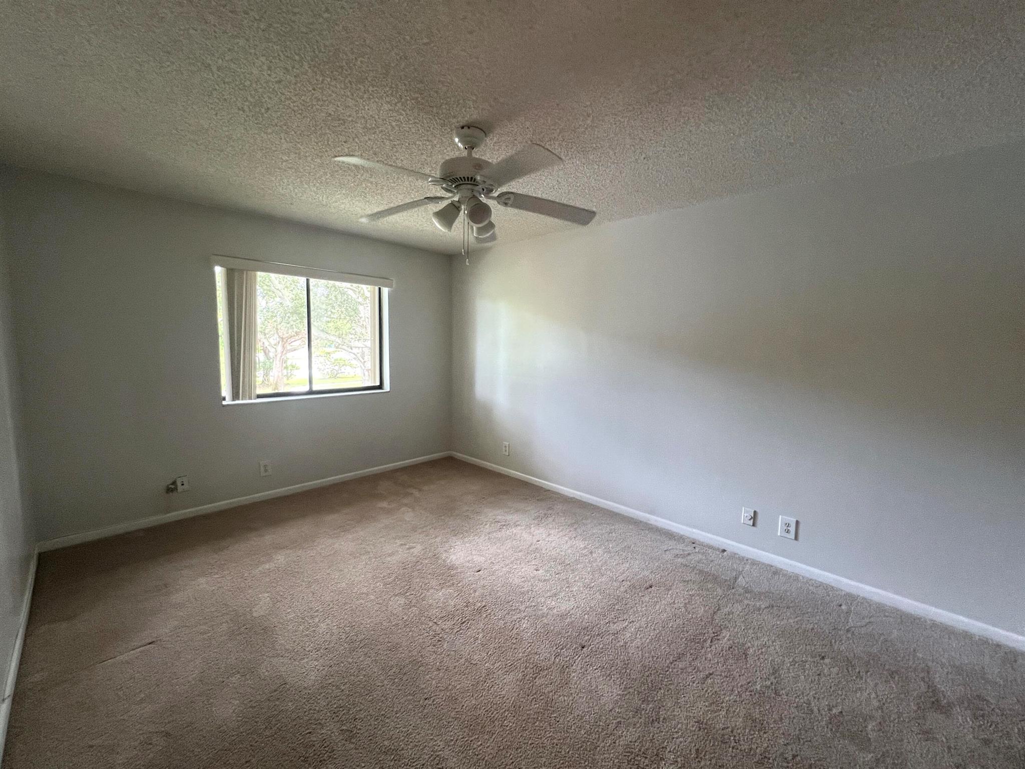 GLENBROOK CONDO - Residential