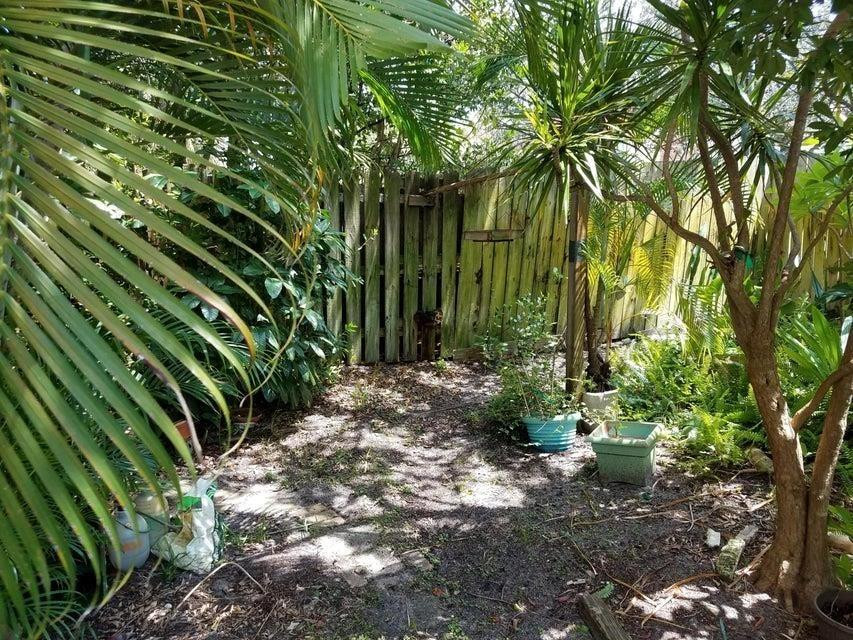 Hidden Oaks - Residential