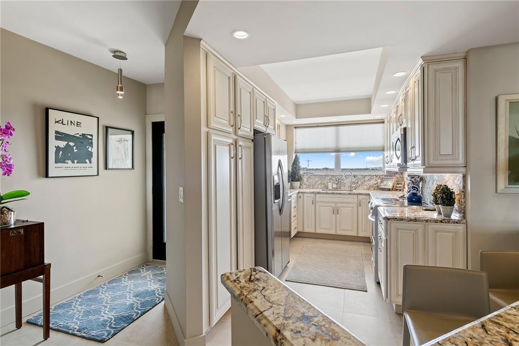 The Four Seasons - Residential