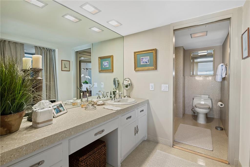 The Four Seasons - Residential