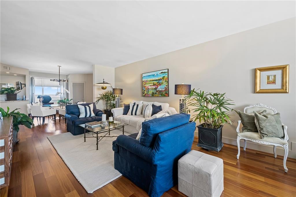 The Four Seasons - Residential