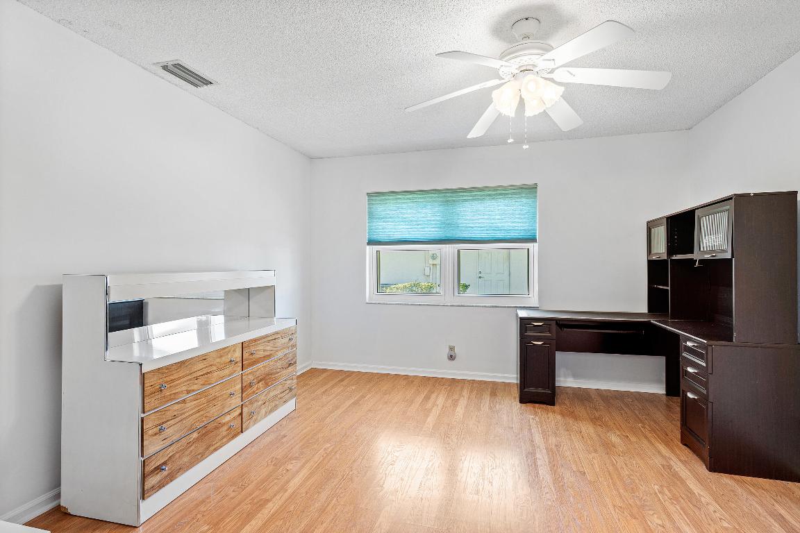 P T V, PINE TREE VILLAGE - Residential