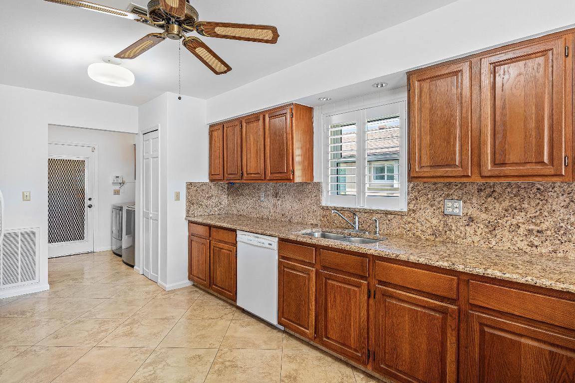 P T V, PINE TREE VILLAGE - Residential