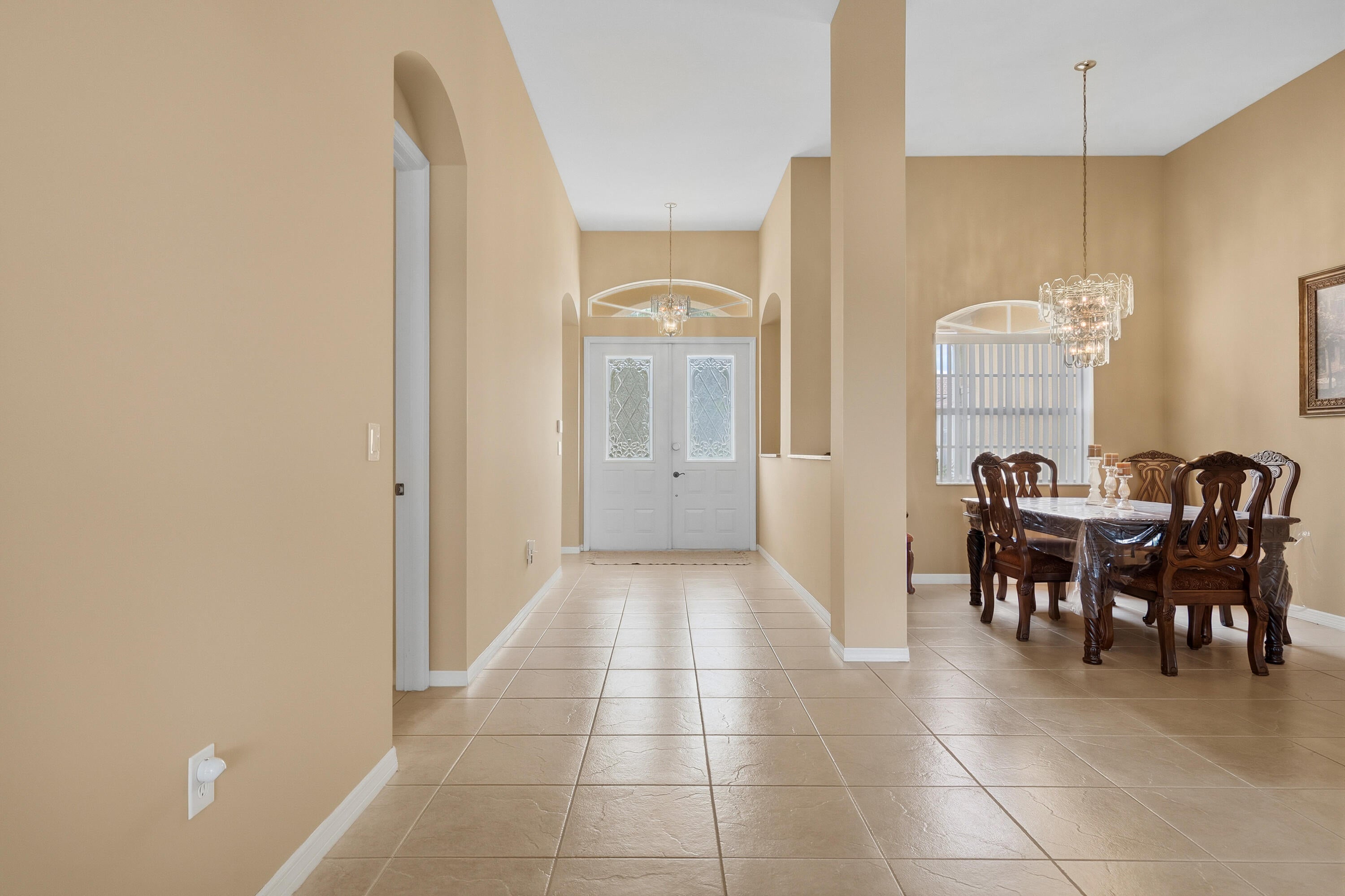 633 SW Long Key Court