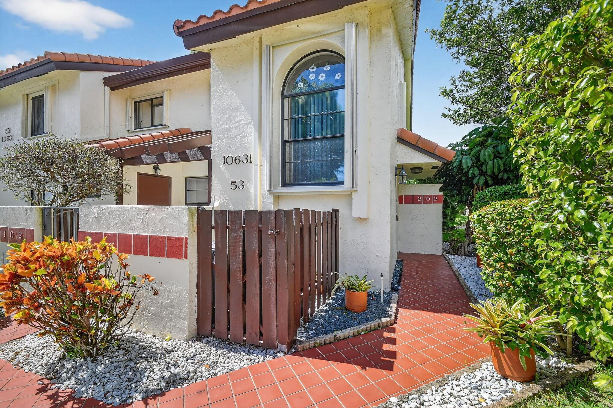 PALM CHASE CONDO - Residential