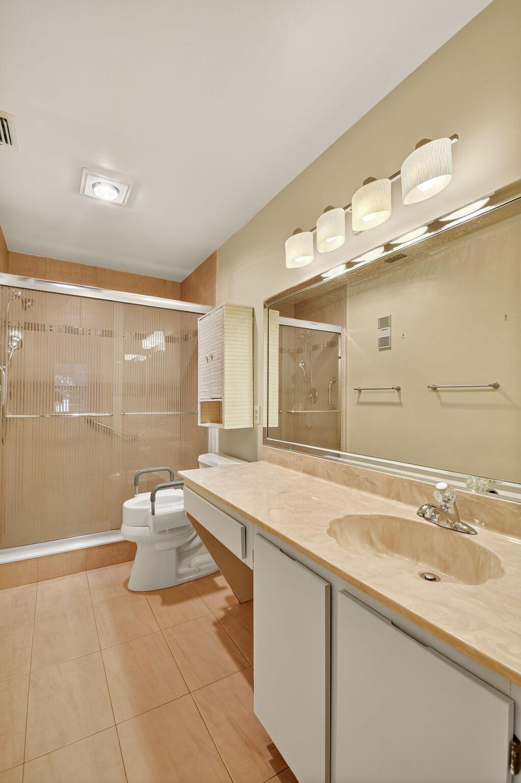 PALM CHASE CONDO - Residential