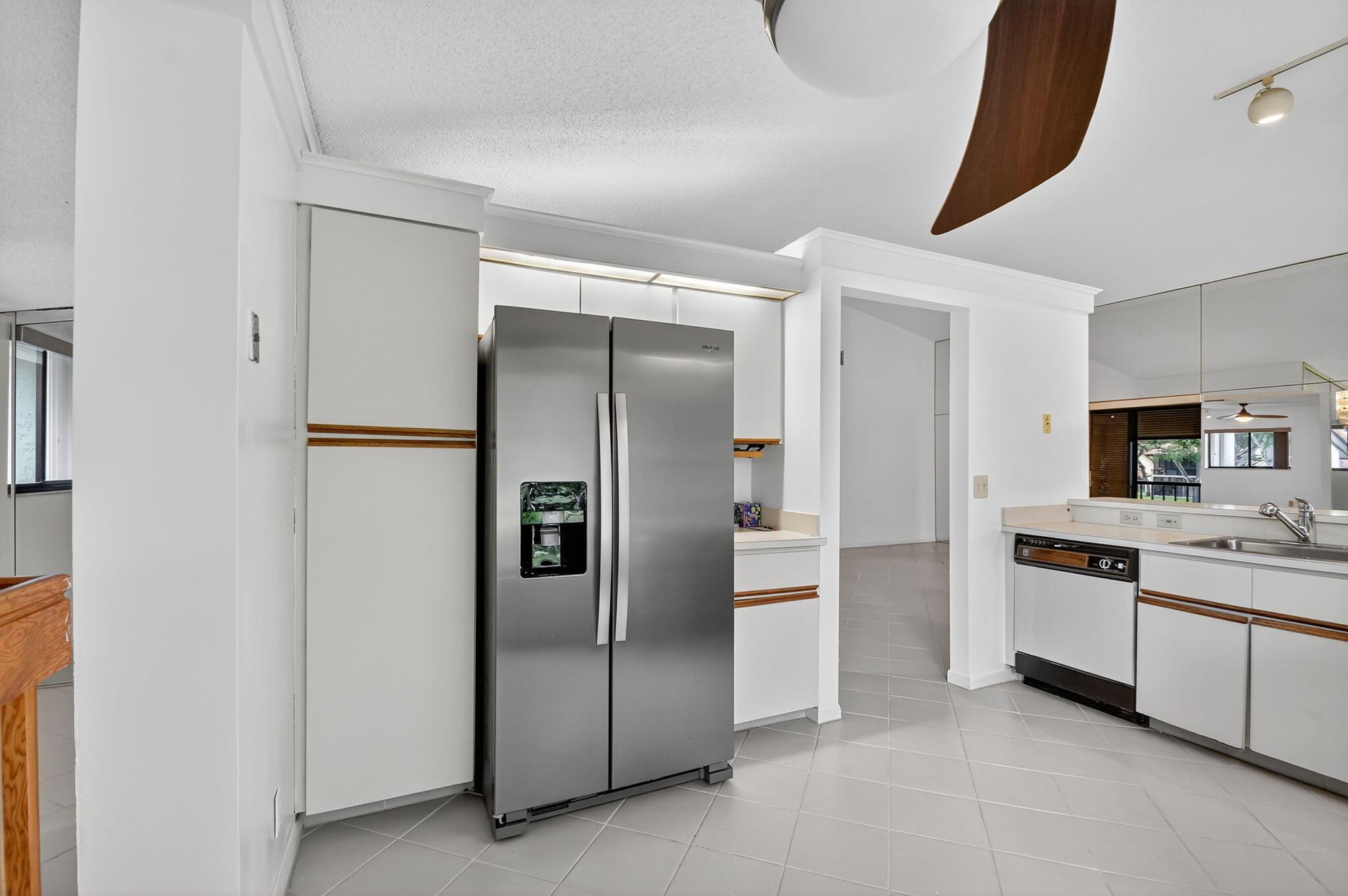 PALM CHASE CONDO - Residential