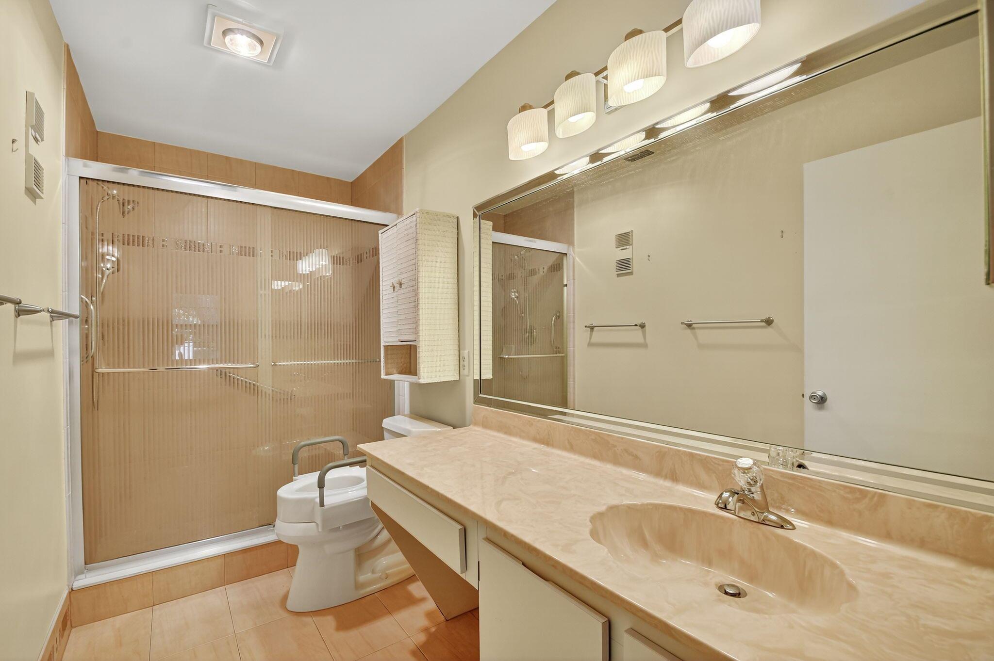 PALM CHASE CONDO - Residential