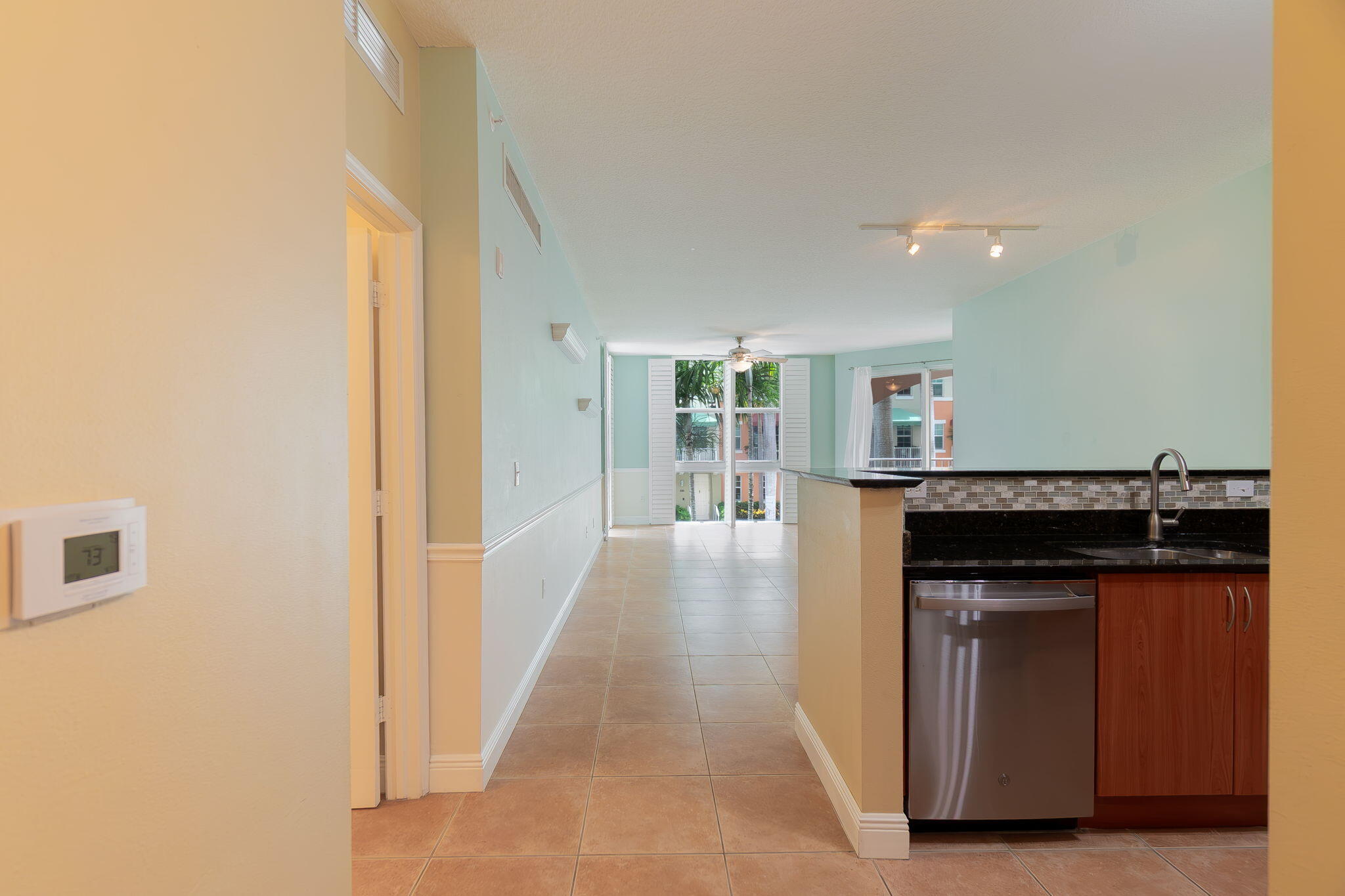 804 E Windward Way 211