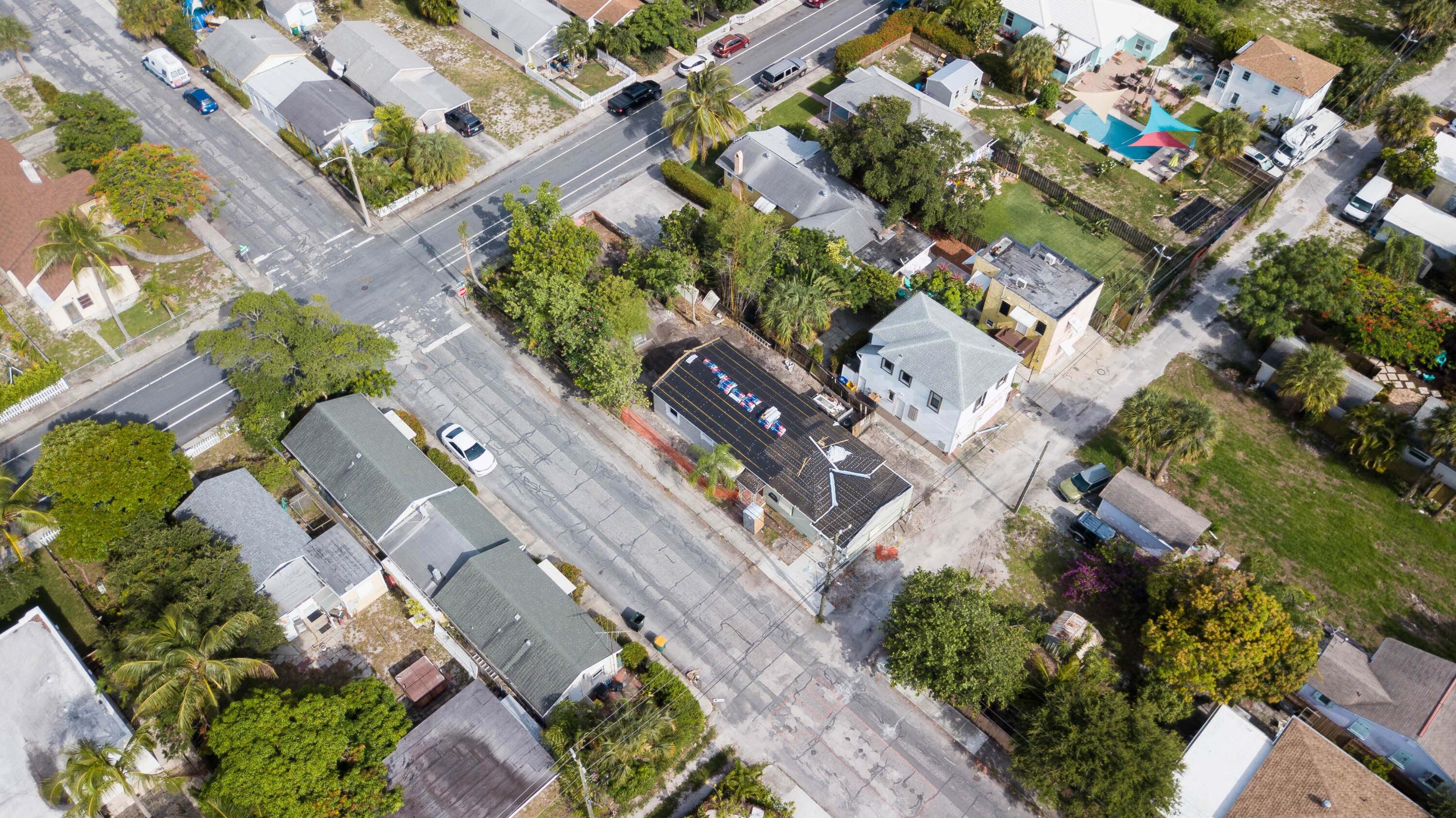 LAKE WORTH TOWN OF - Residential