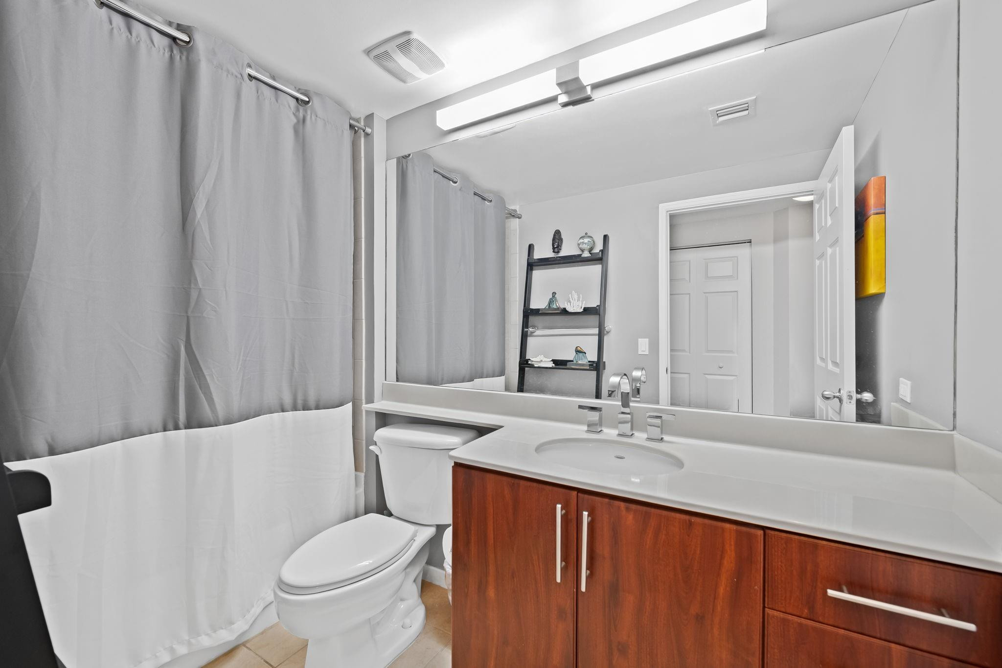 Lauderdale One Condo - Residential