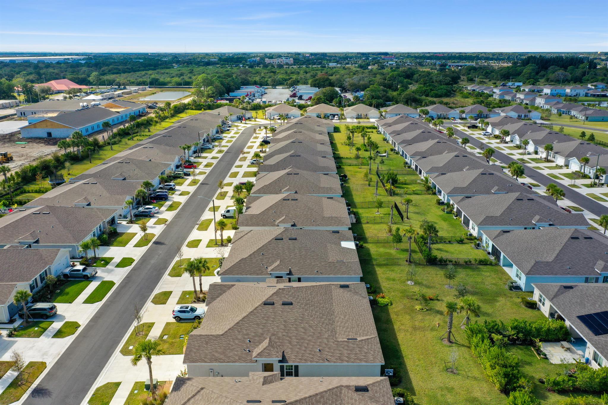 AVALON CROSSING PHASE II - Residential Lease