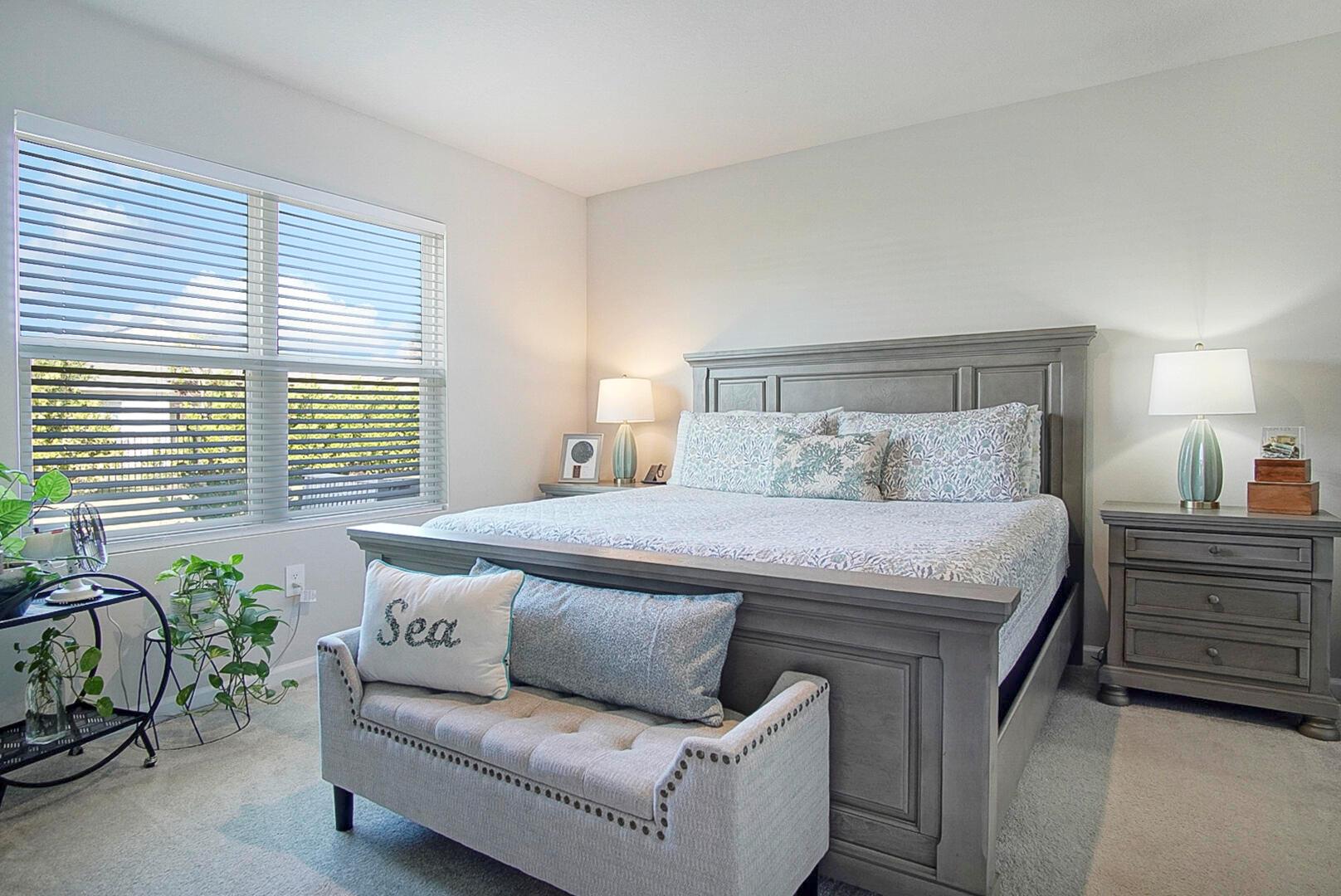 AVALON CROSSING PHASE II - Residential Lease