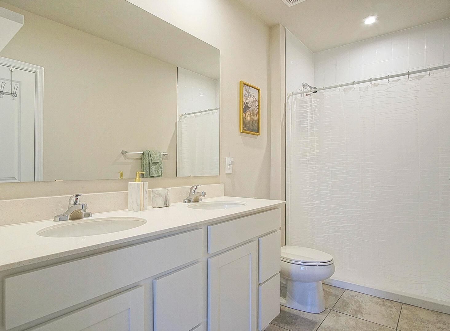 AVALON CROSSING PHASE II - Residential Lease