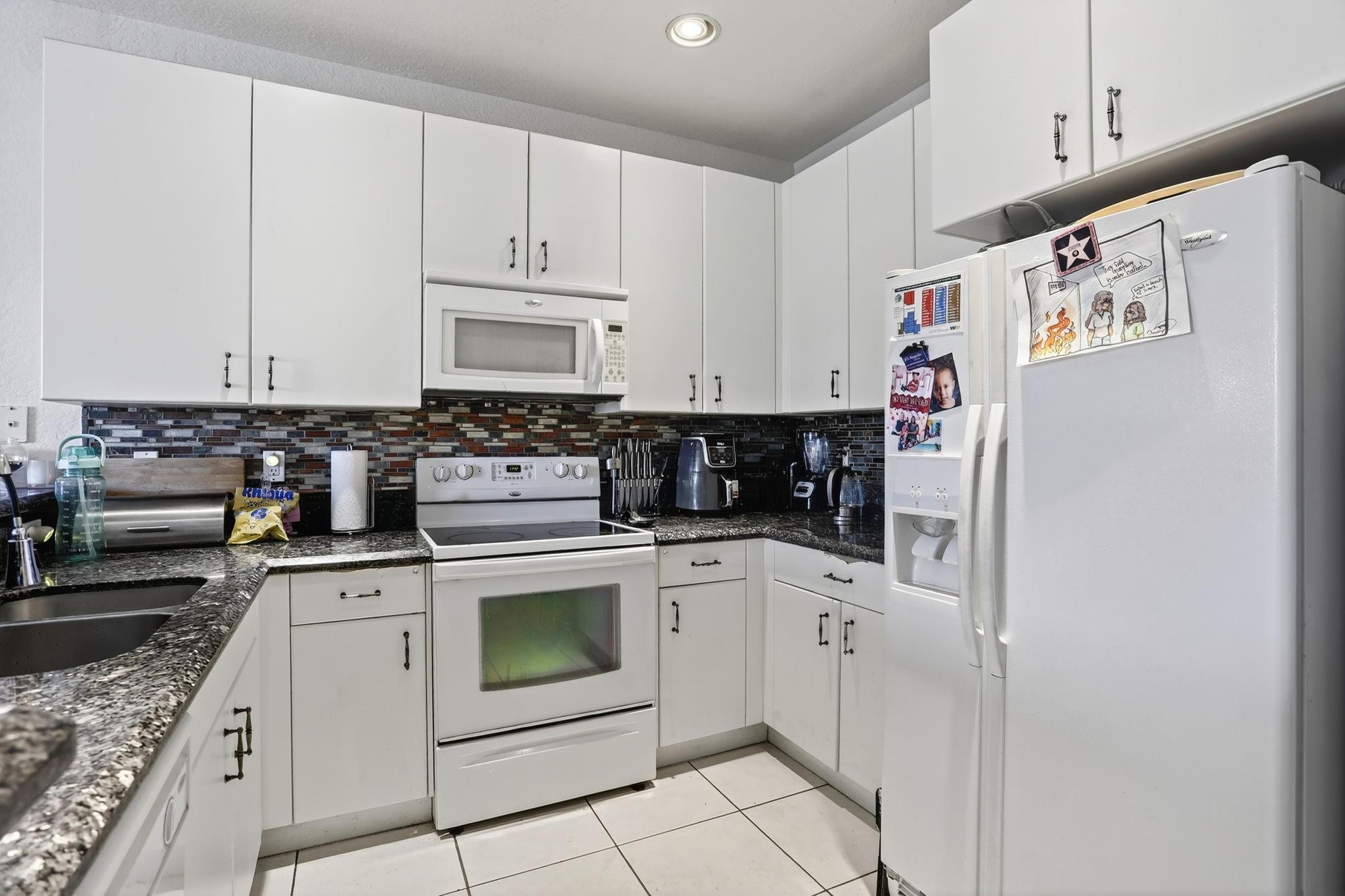 3426 NW 14th Ct 3426