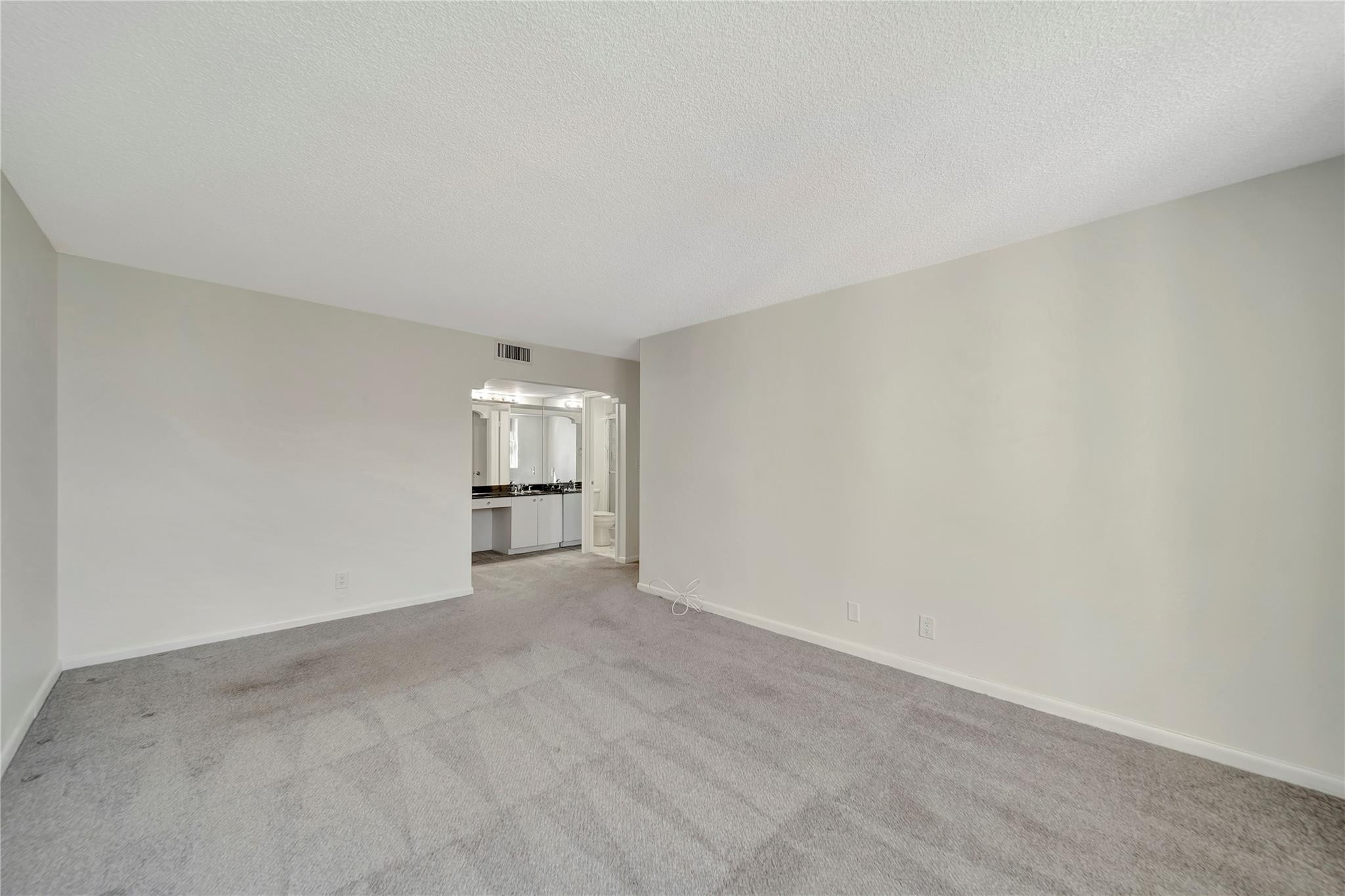 SEA RANCH LAKES NORTH CONDO - Residential Lease