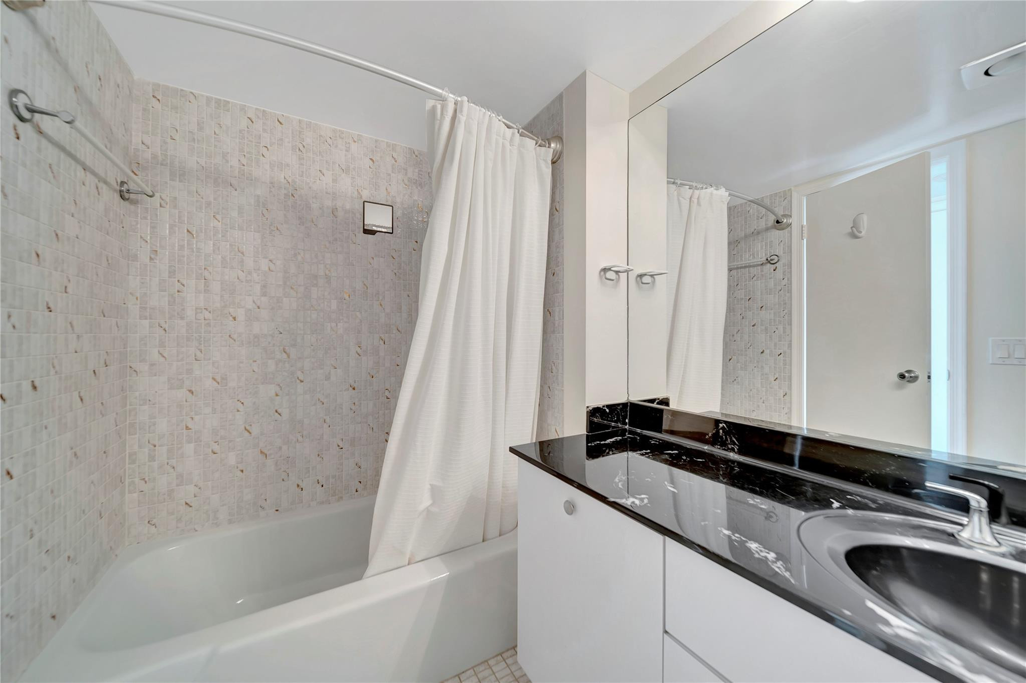 SEA RANCH LAKES NORTH CONDO - Residential Lease