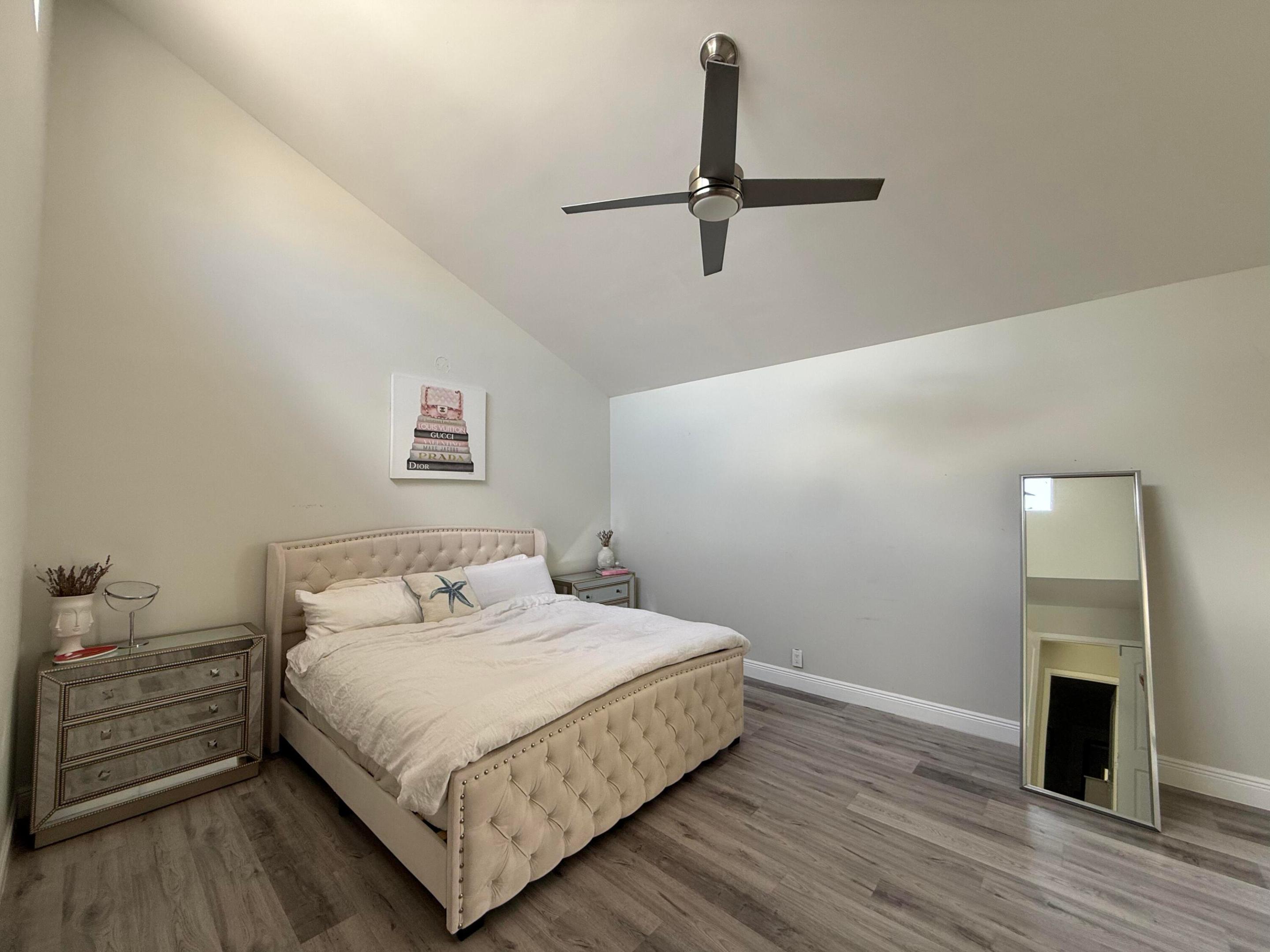 IRONWEDGE SEC II - Residential