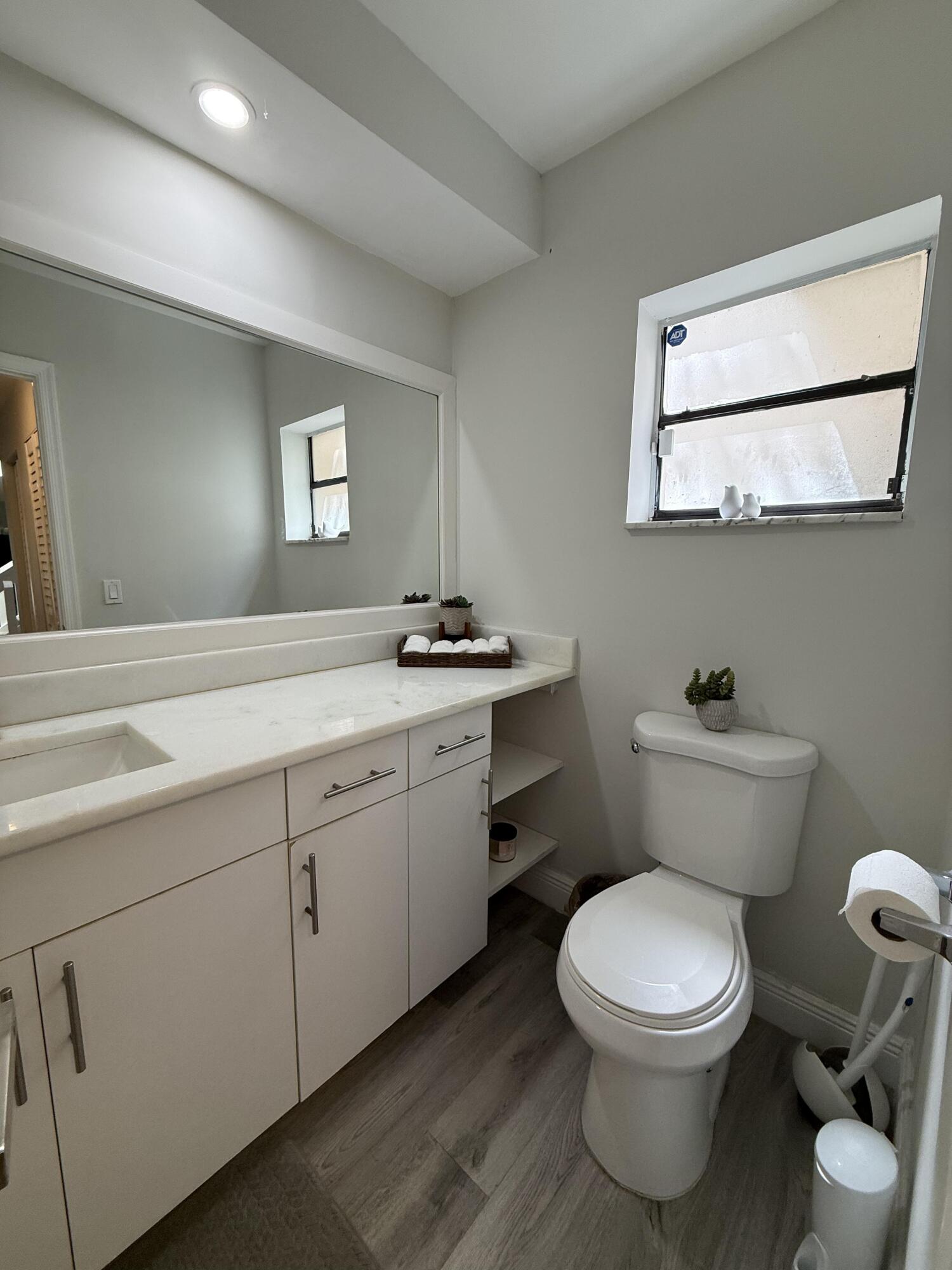 IRONWEDGE SEC II - Residential