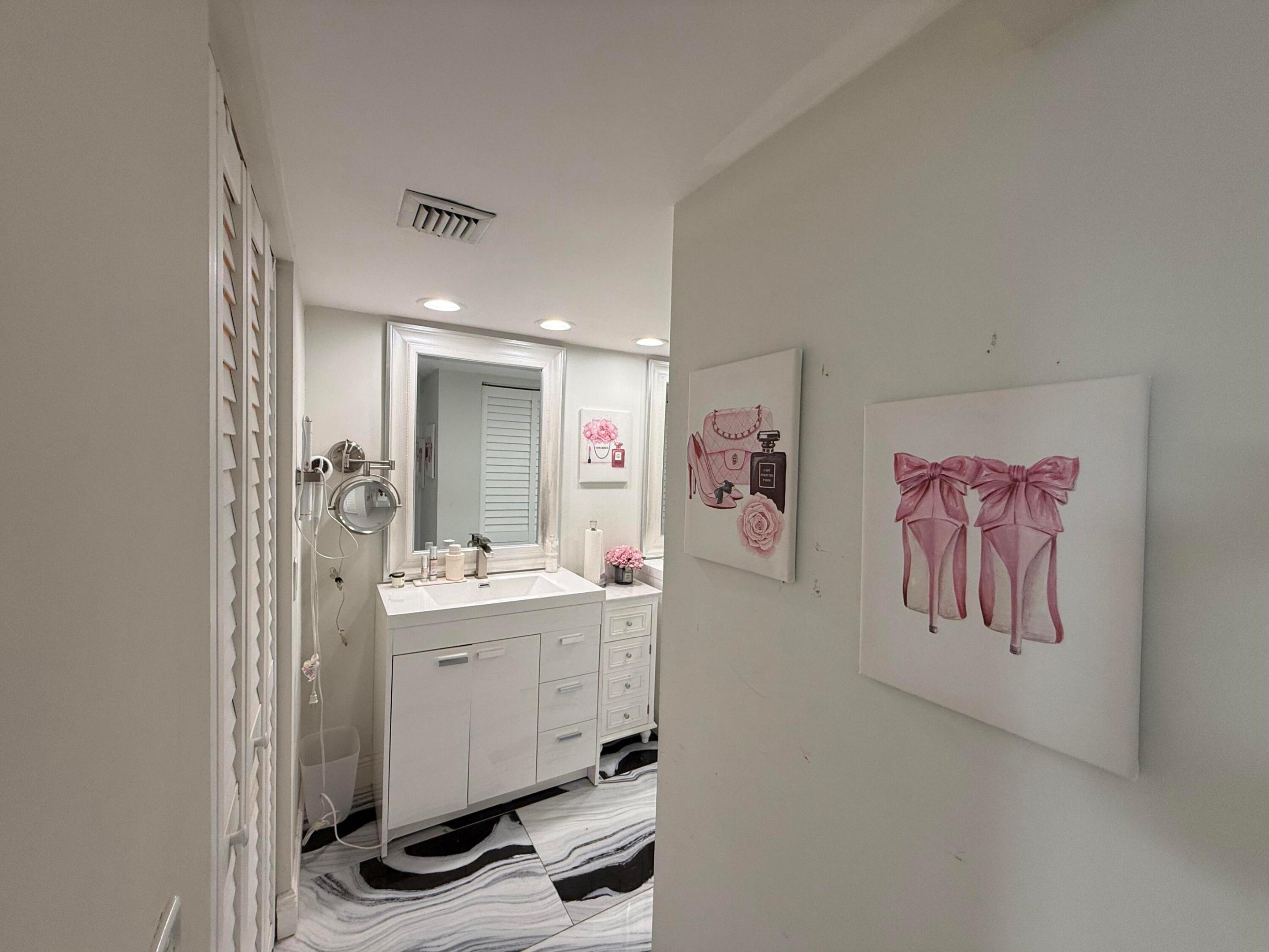 IRONWEDGE SEC II - Residential