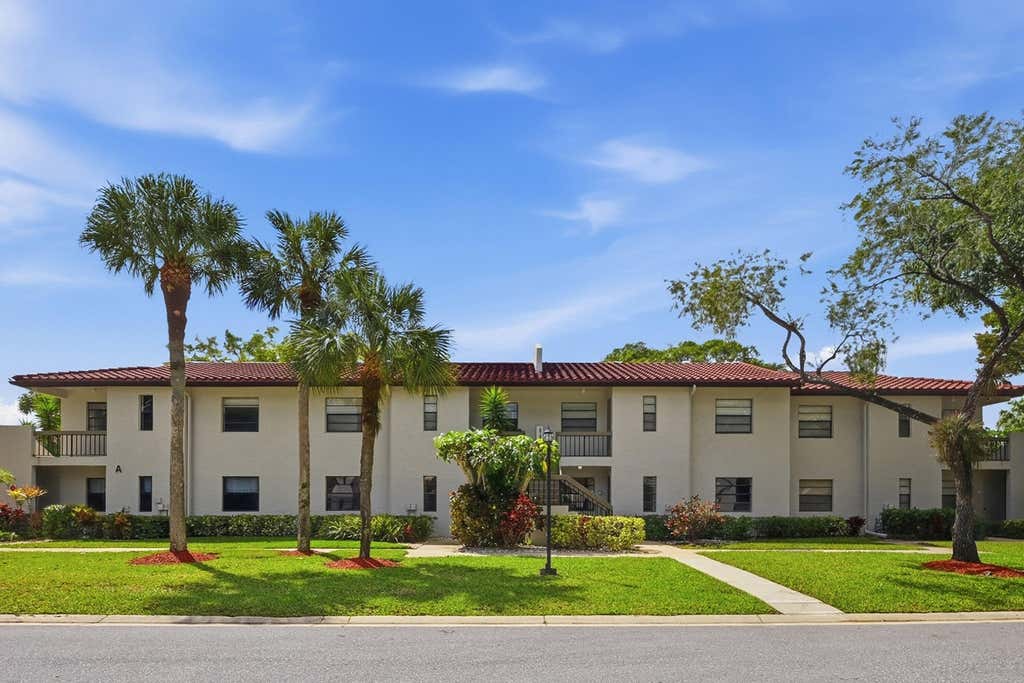 Photo of 21364 Cypress Hammock Drive #1g, Boca Raton, FL 33428 (MLS # B26042398)