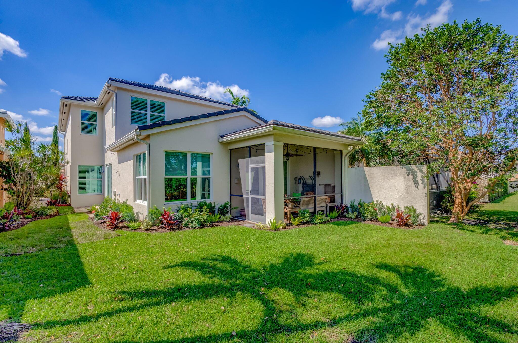 159 Isle Verde Way