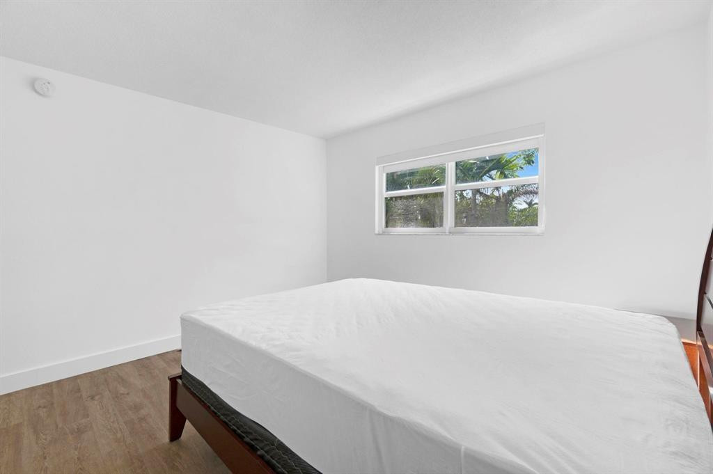 Whittier Towers Apts Asso - Residential Lease