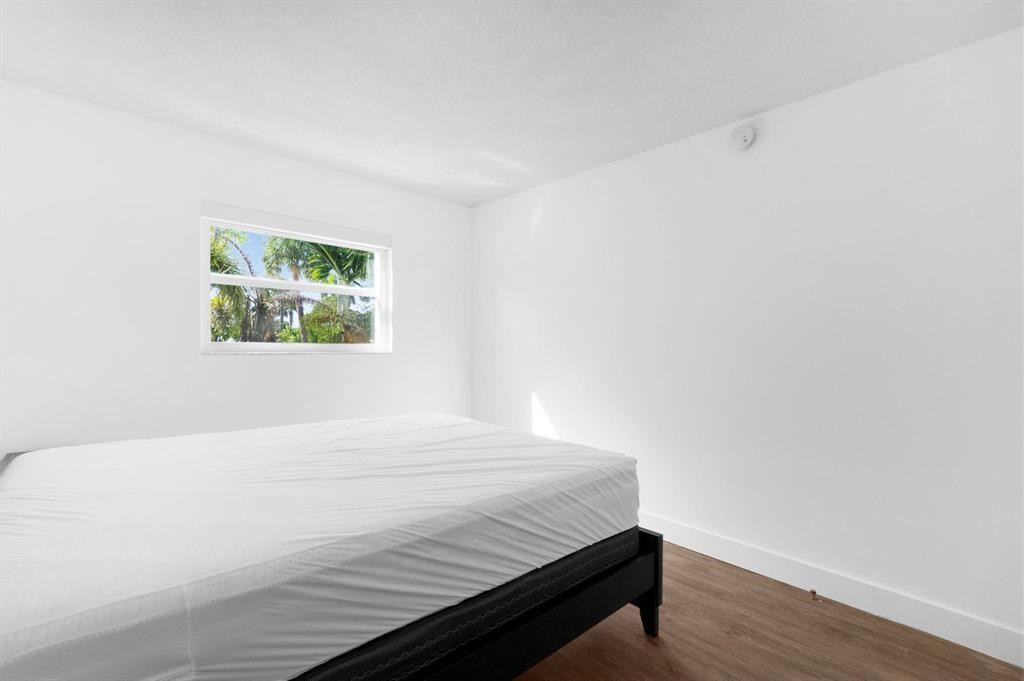 Whittier Towers Apts Asso - Residential Lease