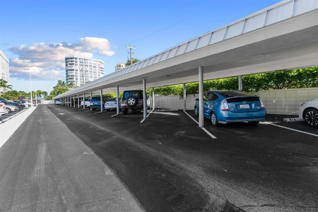 Whittier Towers Apts Asso - Residential Lease