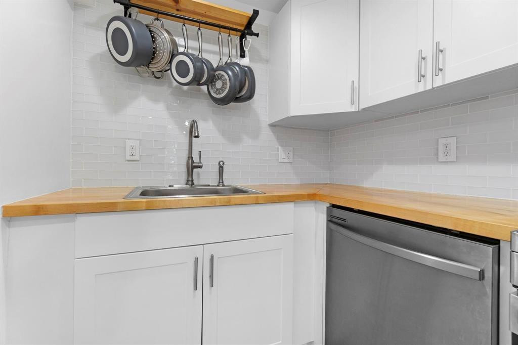 Whittier Towers Apts Asso - Residential Lease