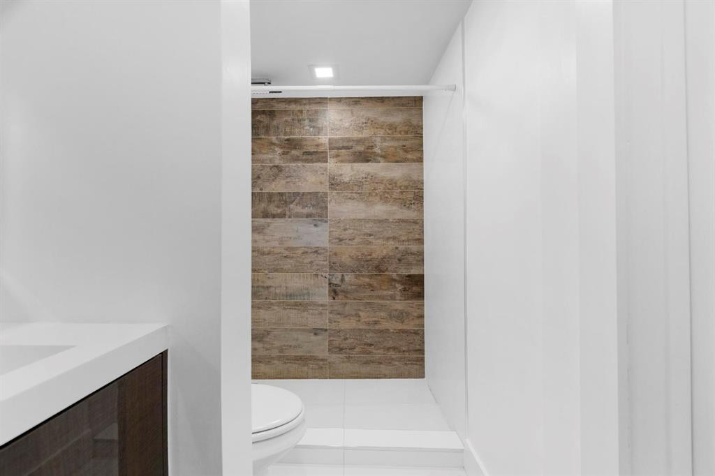 Whittier Towers Apts Asso - Residential Lease