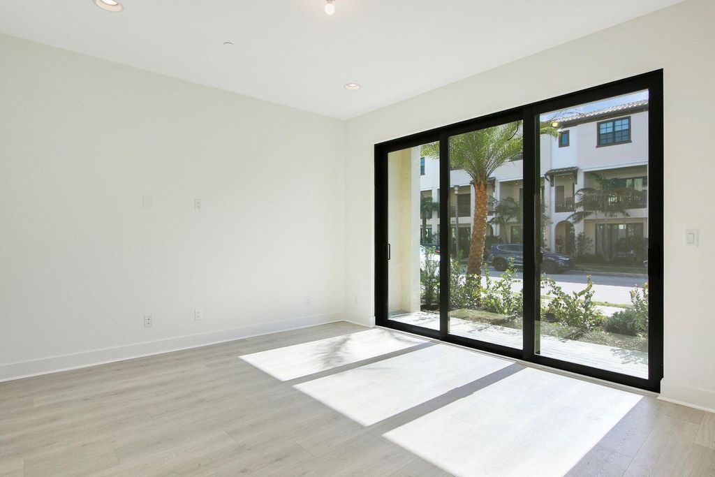 Photo of 5337 Sagan Lane, Palm Beach Gardens, FL 33418 (MLS # R10985031)