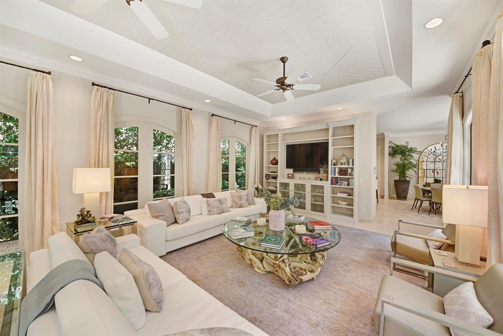 ROYAL PARK - Residential