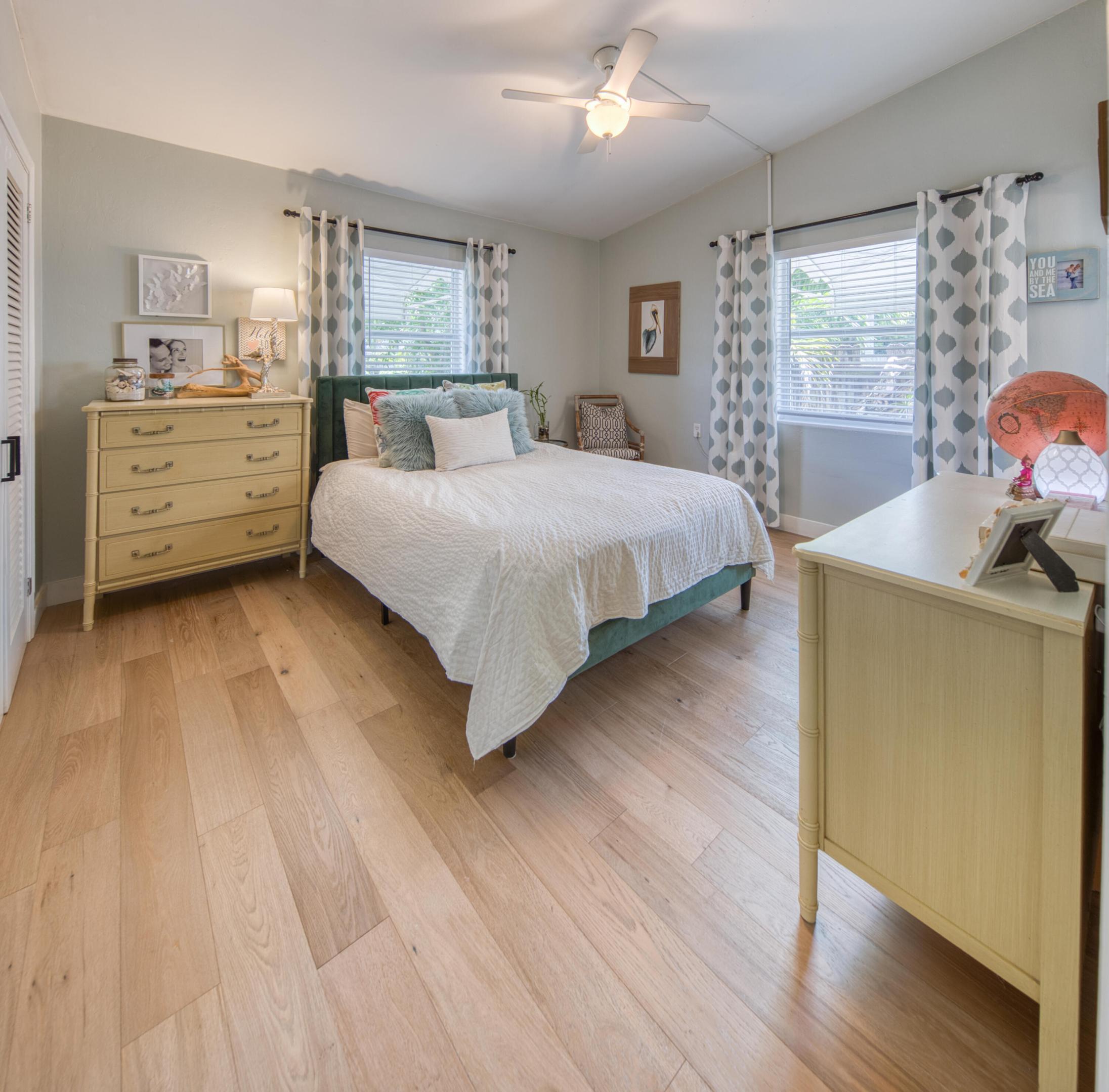 LAKE WORTH TOWN OF - Residential Lease