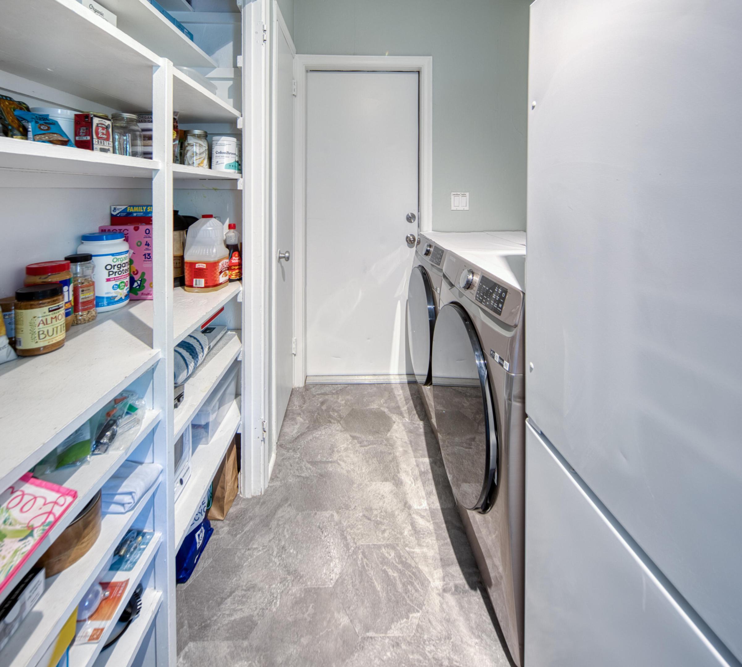 LAKE WORTH TOWN OF - Residential Lease