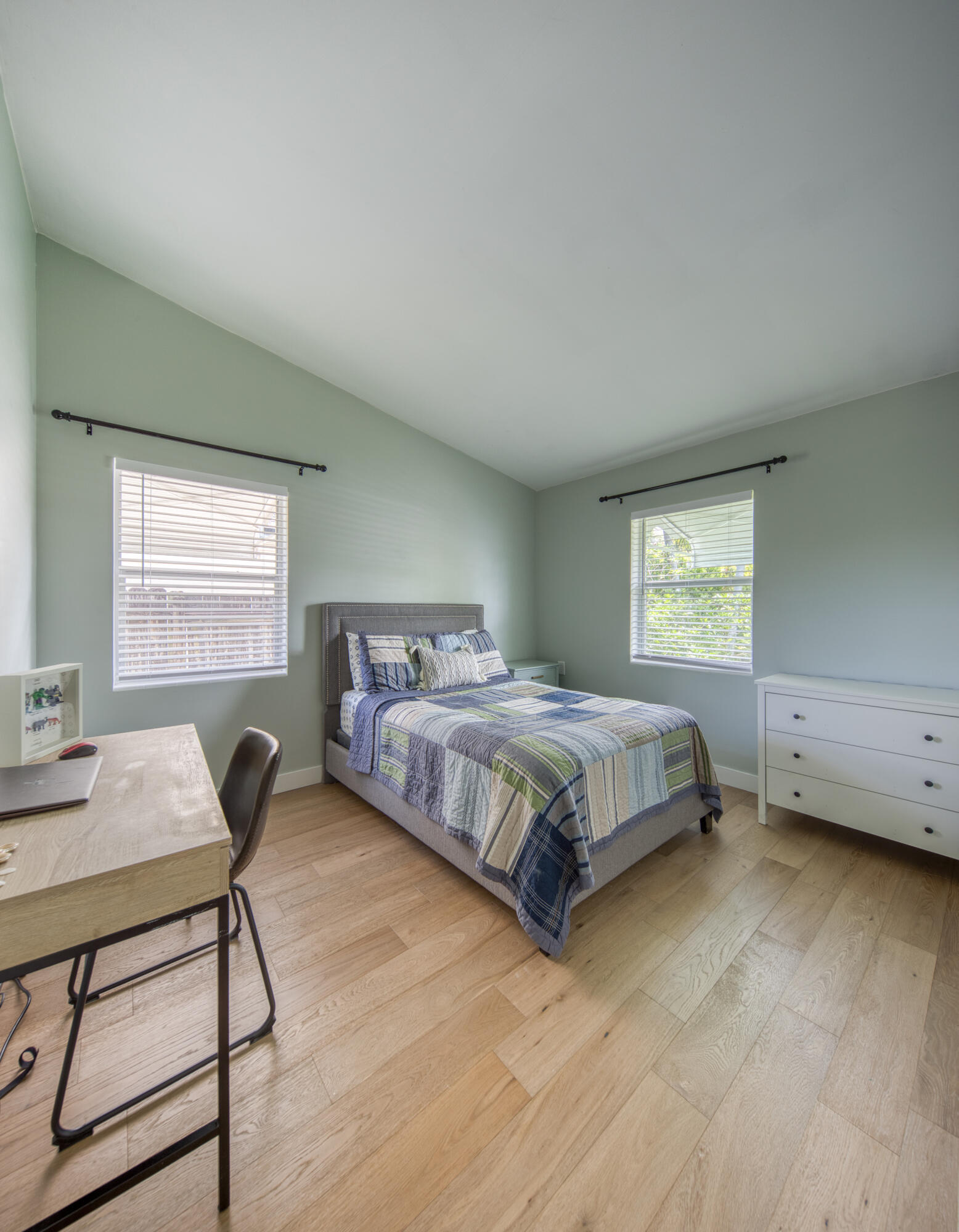 LAKE WORTH TOWN OF - Residential Lease