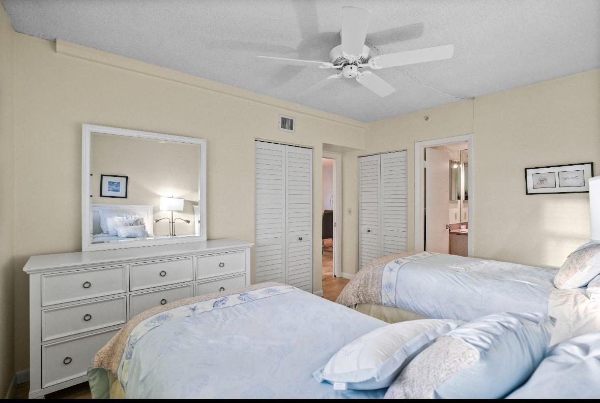 PENTHOUSE TOWERS CONDO - Residential Lease