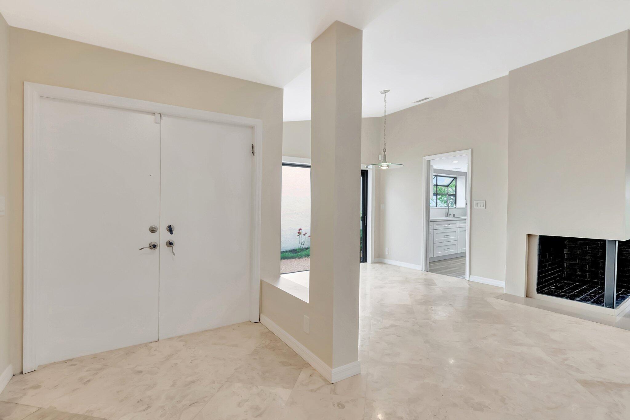 6740 Lago Vista Terrace