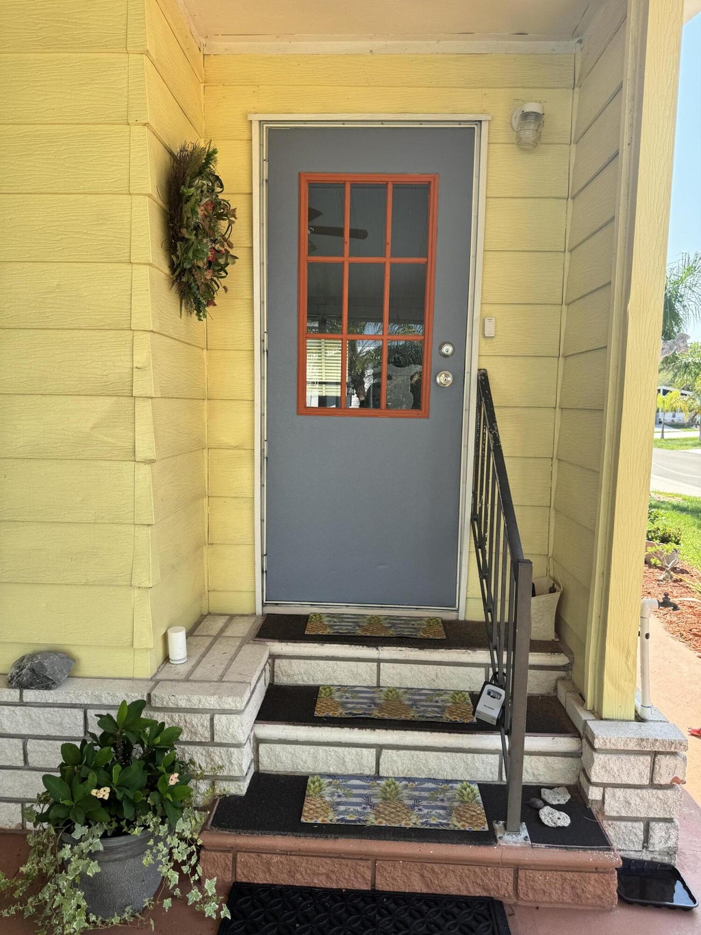 Photo of 34 Ipanema Way, Fort Pierce, FL 34951 (MLS # R10991870)