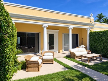 225 EVERGLADE Avenue Villa 5 Palm Beach FL 33480
